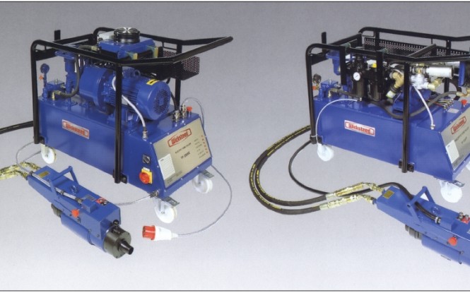 تیوب پولر تمام اتوماتیک هیدرولیکی پنوماتیکی (بادی) با ظرفیت 30 تن مدل TP-2000P ساخت ویکستید انگلستان