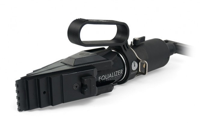 فلنج بازکن هیدرولیکی بازویی پمپ سرخود مدل SWi-2025 TI ساخت اکولایزر انگلستان